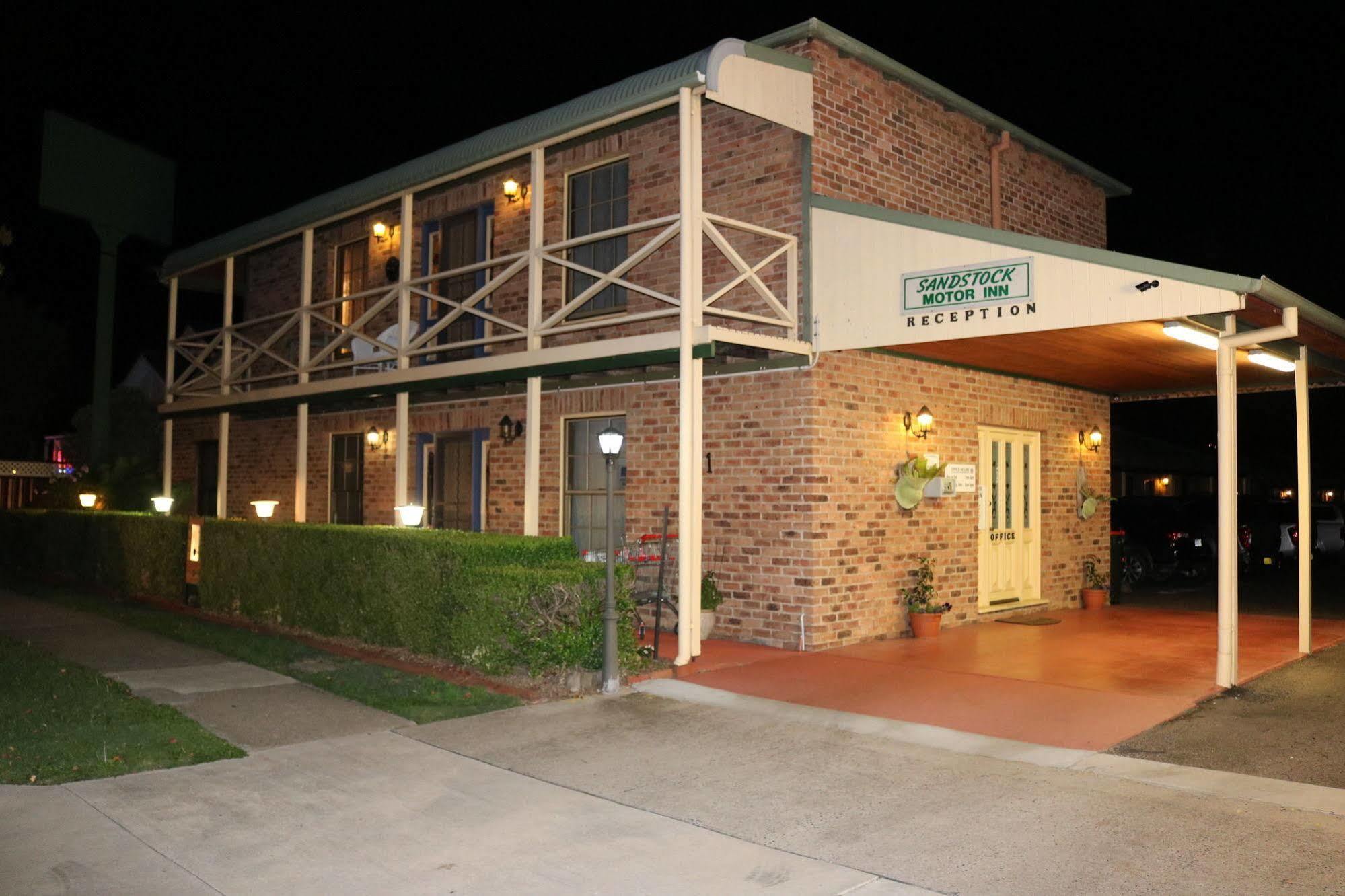 Sandstock Motor Inn Армідейл Екстер'єр фото