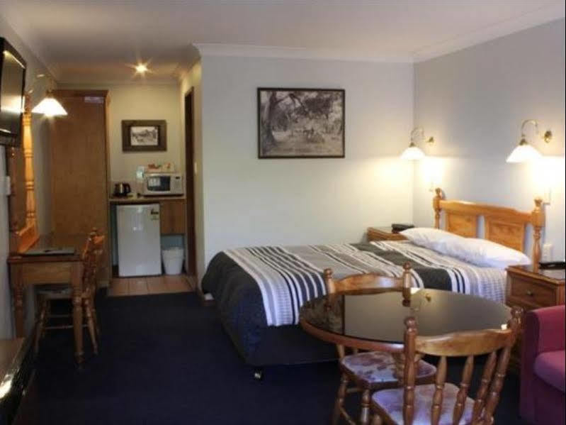 Sandstock Motor Inn Армідейл Екстер'єр фото